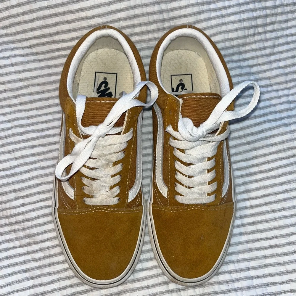Vans Old Skool Gold Suede Sneakers Unisex Sz 8.5